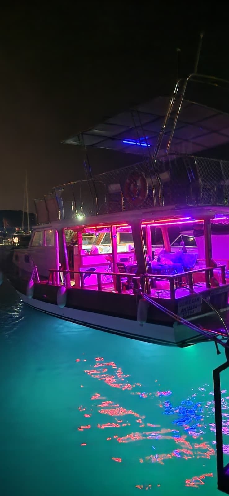 DenizCan — boat photo 3